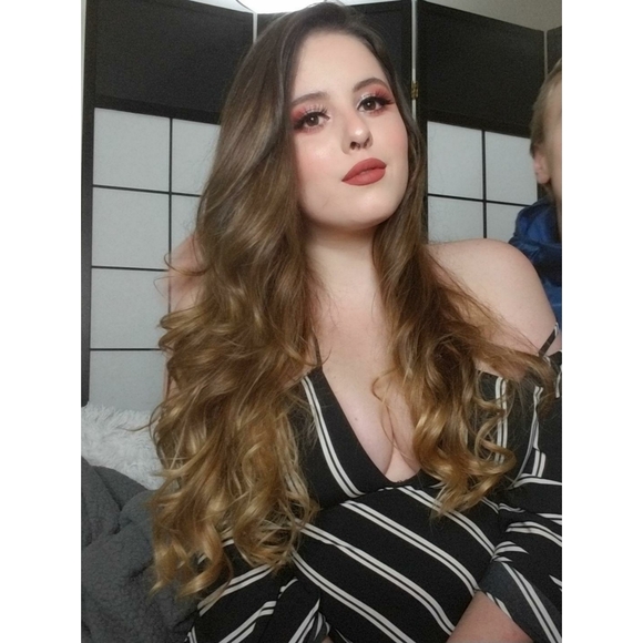 Off the Shoulder - Flared Sleeves Blouse - Picture 3 of 4